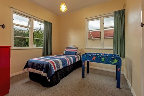 Photo of property in 35 Savage Crescent, West End, Palmerston North, 4412