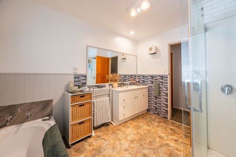 Photo of property in 128 Mangatarata Road, Waipukurau, 4285