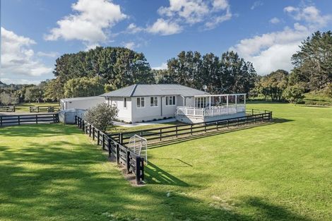 Photo of property in 859 Kaipara Coast Highway, Kaukapakapa, 0873