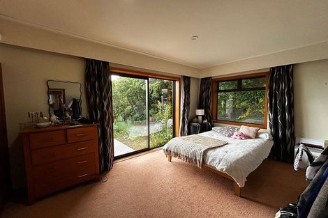 Photo of property in 96 Onslow Road, Khandallah, Wellington, 6035