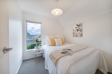 Photo of property in 8a Alister Way, Churton Park, Wellington, 6037