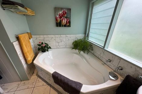 Photo of property in 1 Horopito Road, Waikanae, 5036