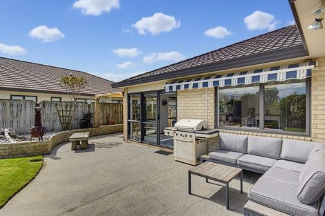 Photo of property in 166 Milne Drive, Paraparaumu, 5032