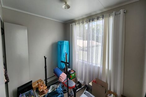 Photo of property in 21 Shearwater Street, One Tree Point, 0118