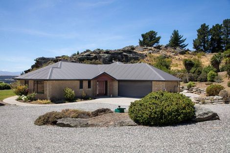 Photo of property in 27 Old Golf Course Road, Bridge Hill, Alexandra, 9320