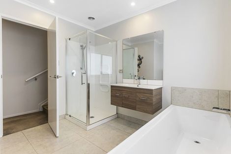 Photo of property in 37d Helenvale Crescent, Pokeno, 2402