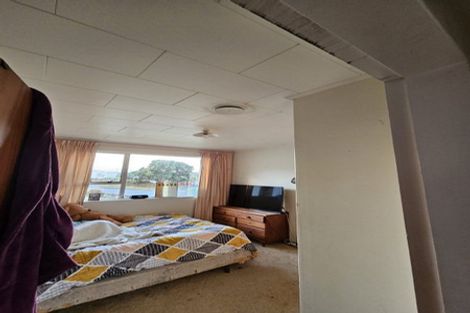 Photo of property in 7 Robert Mckeen Street, Otaki Beach, Otaki, 5512