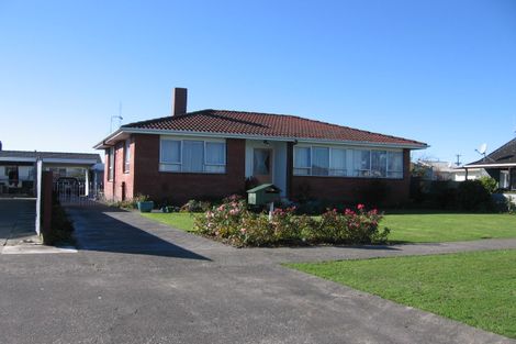 Photo of property in 2 Rutland Place, Milson, Palmerston North, 4414