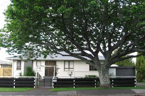 Photo of property in 7 Queen Road, Bellevue, Tauranga, 3110