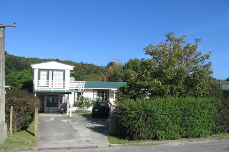 Photo of property in 662 Main Road North, Te Marua, Upper Hutt, 5018