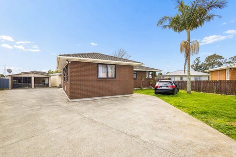 Photo of property in 47 Chadwick Crescent, Mangere East, Auckland, 2024