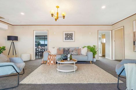 Photo of property in 15 Corilin Place, Mangakakahi, Rotorua, 3015