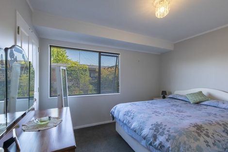 Photo of property in 37 Domain Road, Waipawa, 4210