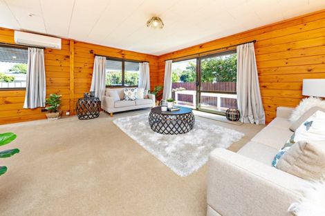 Photo of property in 3a Clare Place, Mount Wellington, Auckland, 1060