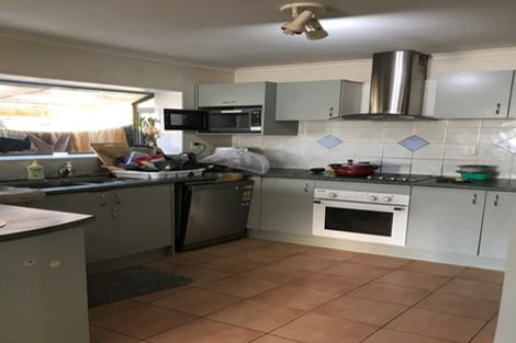Photo of property in 3 Parkridge Way, Henderson, Auckland, 0612