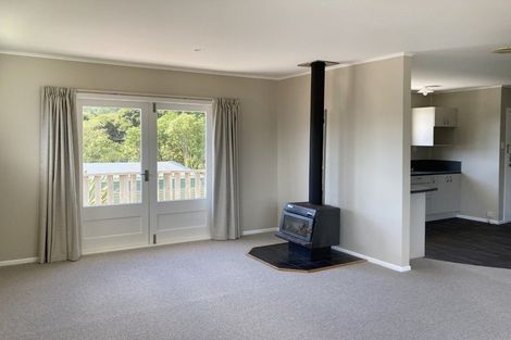 Photo of property in 16 Lincoln Street, Picton, 7220