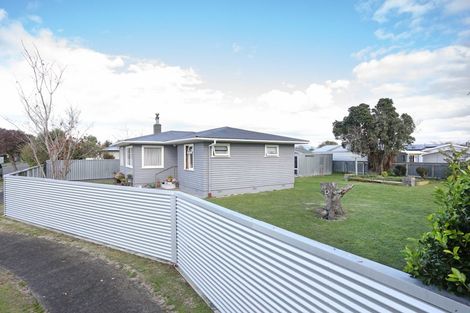 Photo of property in 9 Oriana Place, Highbury, Palmerston North, 4412