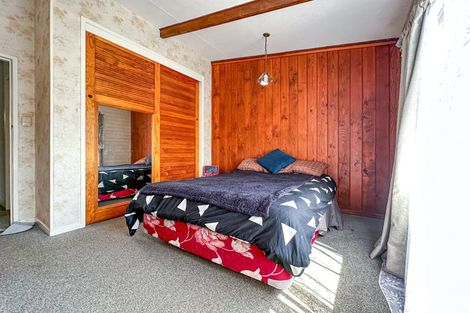 Photo of property in 10 Sealand Place, Mangere Bridge, Auckland, 2022