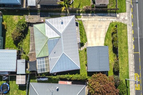 Photo of property in 74 Queen Road, Bellevue, Tauranga, 3110