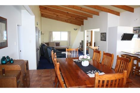 Photo of property in 14 Matakohe Place, Portland, Whangarei, 0178