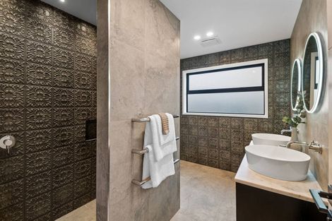 Photo of property in 6 Clifford Avenue, Merivale, Christchurch, 8014