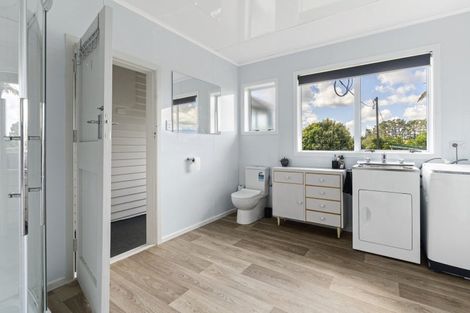 Photo of property in 100 Hurford Road, Hurford, New Plymouth, 4374