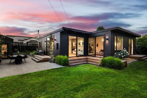 Photo of property in 116 Paparoa Street, Papanui, Christchurch, 8053