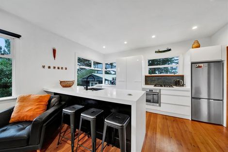 Photo of property in 87 Paynters Avenue, Strandon, New Plymouth, 4312