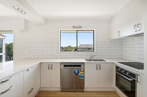 Photo of property in 34a Taylor Road, Mangere Bridge, Auckland, 2022