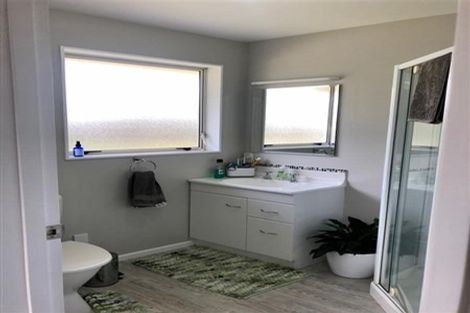 Photo of property in 14 Whiting Drive, Wakefield, 7025