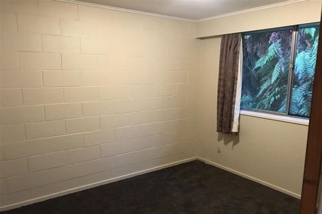 Photo of property in 113-115 Horoeka Street, Stokes Valley, Lower Hutt, 5019