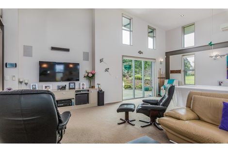 Photo of property in 16 Edkins Road, Kerikeri, 0230