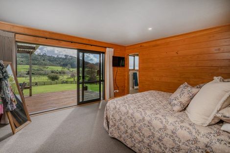 Photo of property in 77 Hodge Road, Coroglen, Whitianga, 3591