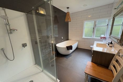 Photo of property in 112 Upper Fitzherbert Road, Wainuiomata, 5373