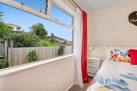 Photo of property in 16 Elan Place, Stanmore Bay, Whangaparaoa, 0932