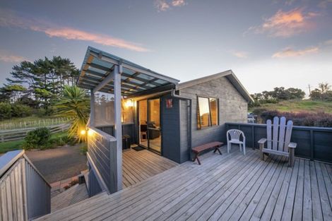 Photo of property in 280a Rimmer Road, Helensville, 0875