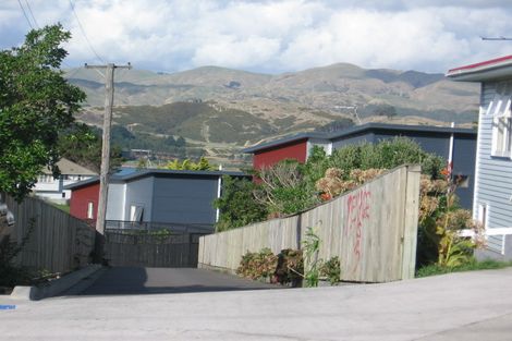 Photo of property in 5a Pikarere Street, Titahi Bay, Porirua, 5022