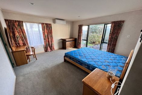 Photo of property in 15 Bronte Place, Somerville, Auckland, 2014