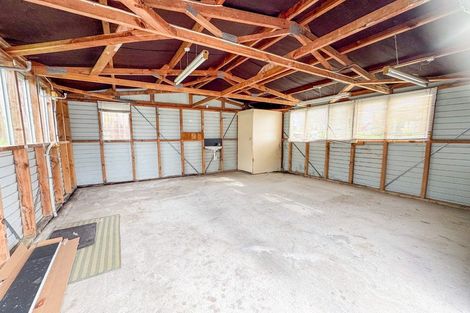 Photo of property in 12 Clearview Heights, Ranui, Auckland, 0612
