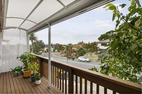 Photo of property in 30 Sturm Avenue, Massey, Auckland, 0614