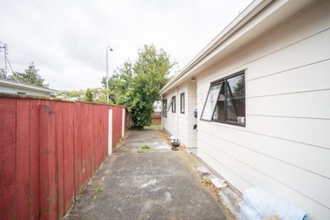 Photo of property in 27 Mcleavey Drive, Kelvin Grove, Palmerston North, 4414