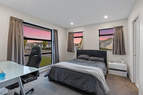 Photo of property in 3 Robalan Close, Halswell, Christchurch, 8025