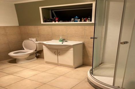 Photo of property in 5 Pax Avenue, Forrest Hill, Auckland, 0620