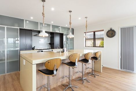 Photo of property in 22d Weka Street, Mangawhai, 0505