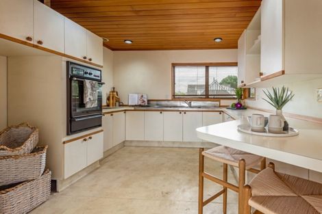 Photo of property in 67 Dittmer Drive, Awapuni, Palmerston North, 4412