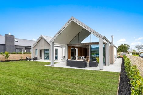 Photo of property in 9 Tiaki Lane, Matakana, 0985