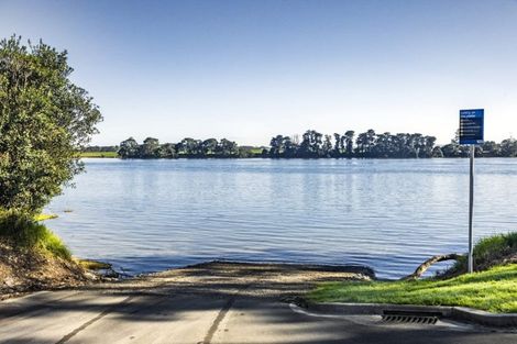 Photo of property in 61 Mclarin Road, Glenbrook, Waiuku, 2681