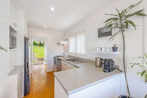 Photo of property in 37 Rosalind Road, Glenfield, Auckland, 0629