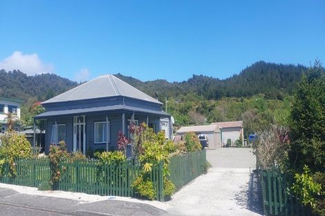 Photo of property in 23 Tramway Street, Ross, 7812