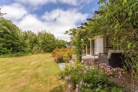 Photo of property in 102 Paparoa Street, Papanui, Christchurch, 8053